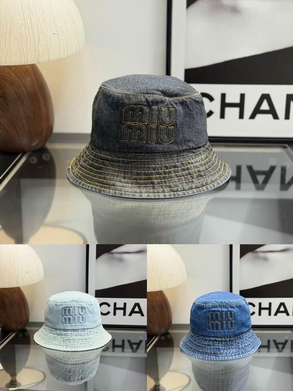 Miumiu hat dx38